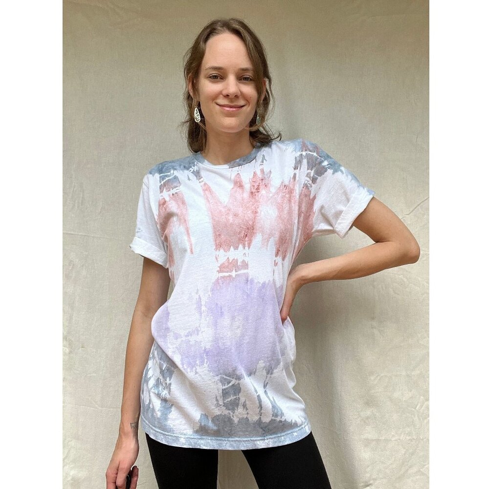 Ethically sourced t-shirt with eco pigments 100% Cotton